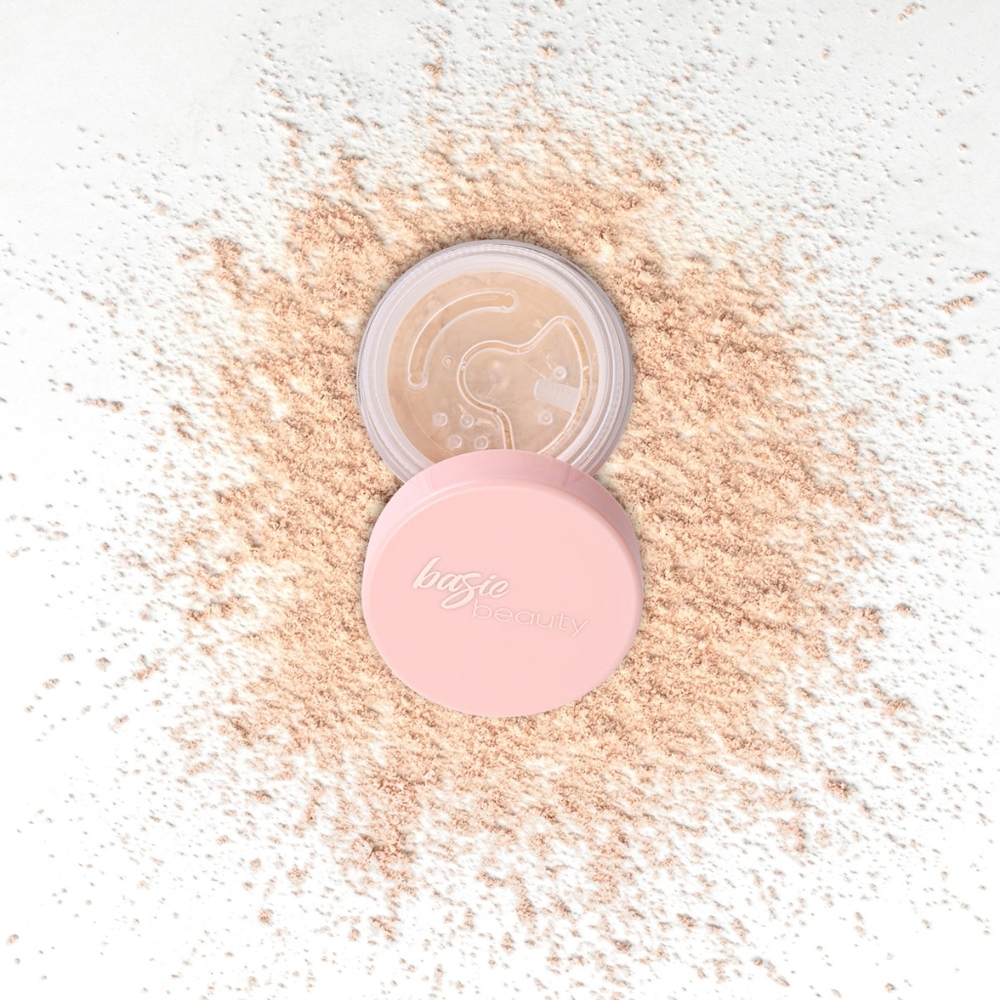 Basic Beauty Setting Powder in Banana, 4g/0.14oz - Picture 4 of 9